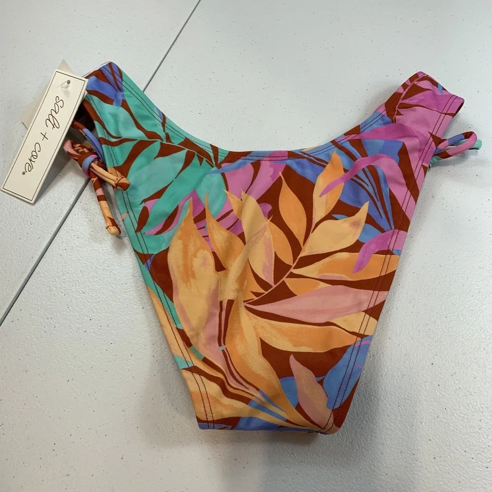 Salt & Cove Junior's Swim Bikini Bottom S Looped Side Scooped Tropical Floral